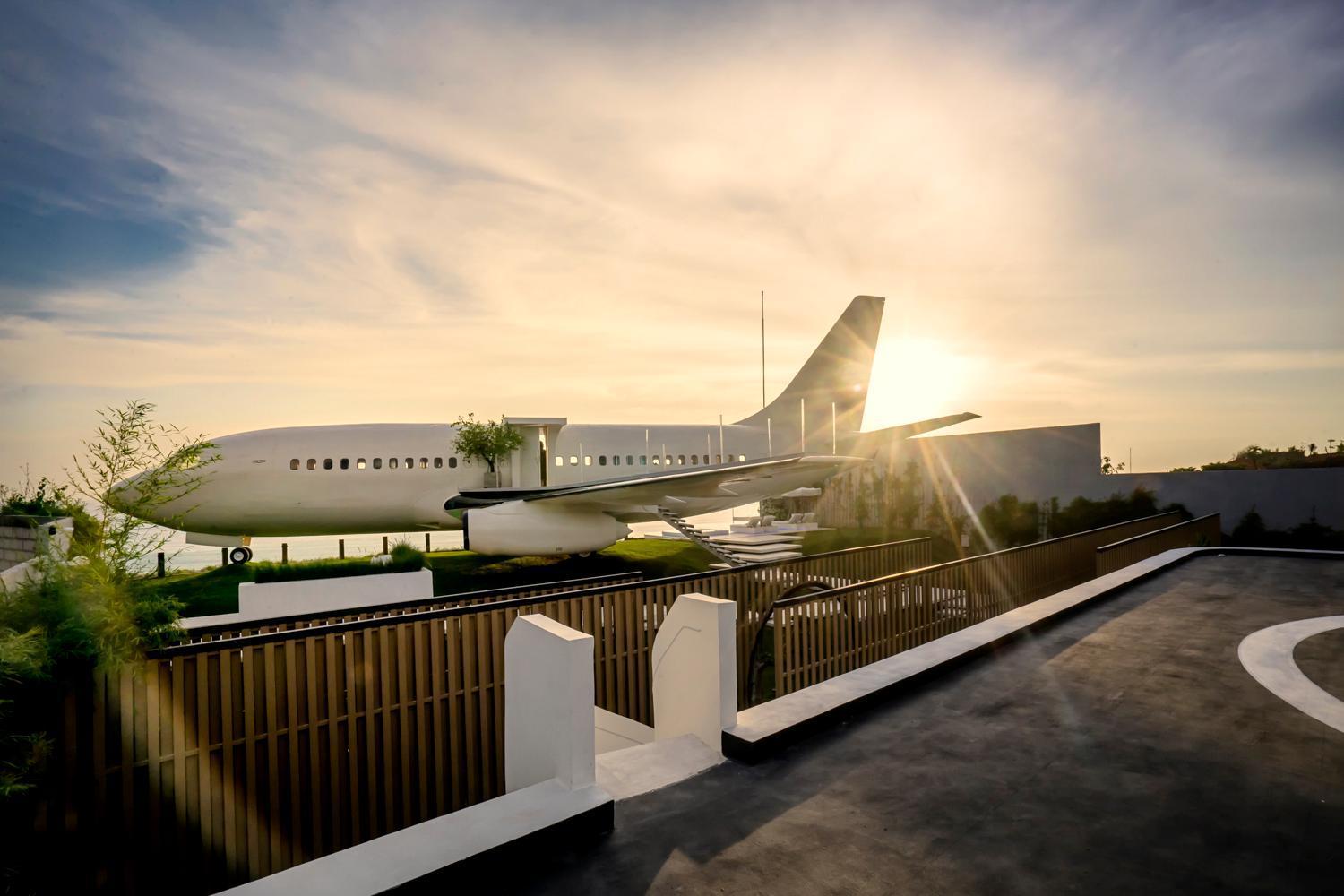 Private Jet Villa Uluwatu Buitenkant foto